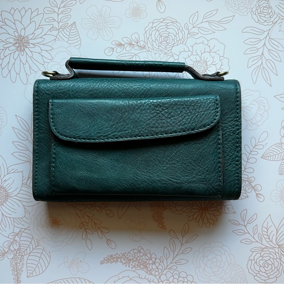 Street Level Emerald Green Faux Leather Clutch with Handle - Picture 3 of 7